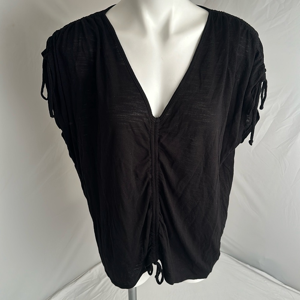 Red Haute black ruched v-neck sleeveless burnout top